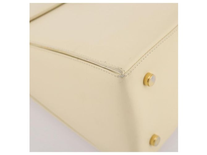Borsa Salvatore Ferragamo Gancini in pelle bianca e oro Auth 205161 Bianco D'oro - vista 21