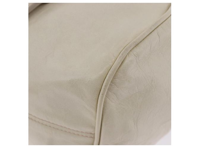 Borsa a mano Miu Miu con fiocco laterale in pelle 2way White Gold Auth am12582V Bianco D'oro - vista 16