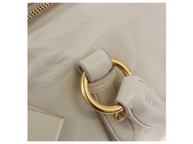 Borsa a mano Miu Miu con fiocco laterale in pelle 2way White Gold Auth am12582V Bianco D'oro - vista 21