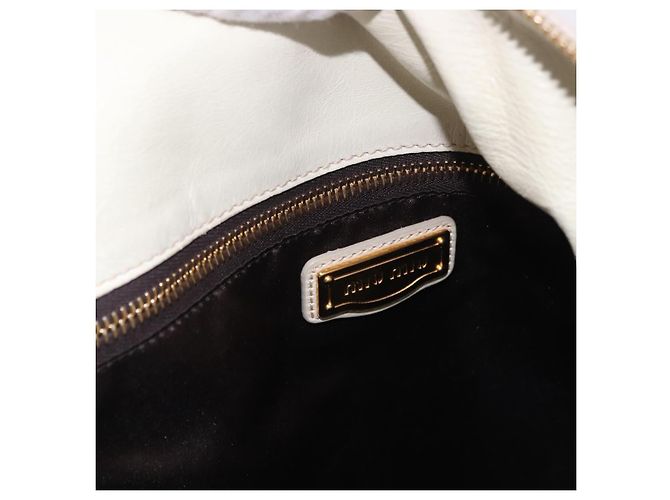 Borsa a mano Miu Miu con fiocco laterale in pelle 2way White Gold Auth am12582V Bianco D'oro - vista 24