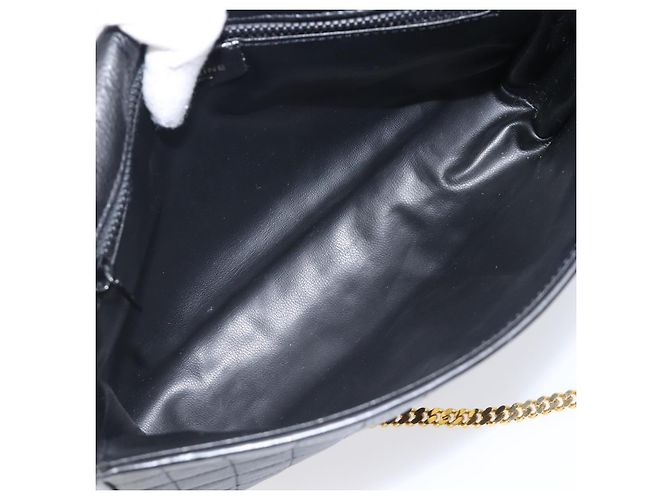 Céline Bolsa de Ombro com Corrente CELINE em Couro Preto e Dourado Auth yk20890V - vista 11