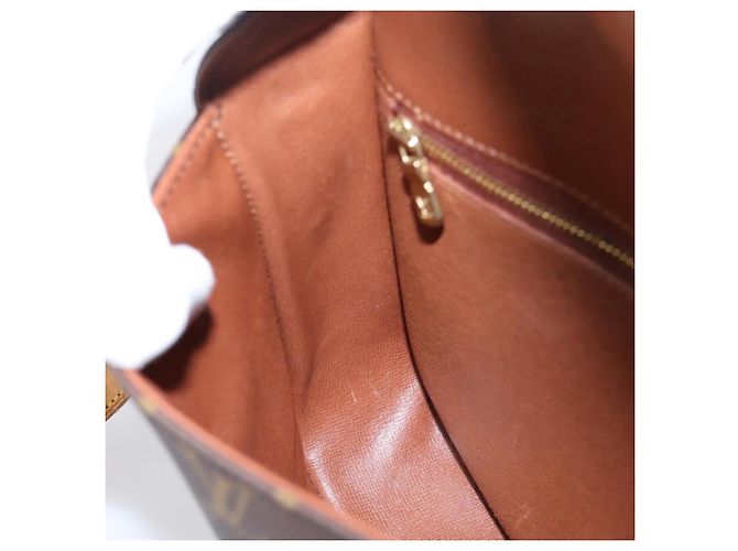 LOUIS VUITTON Monogram Saint Cloud GM Shoulder Bag M51242 LV Auth ka6274 Monograma - vista 24