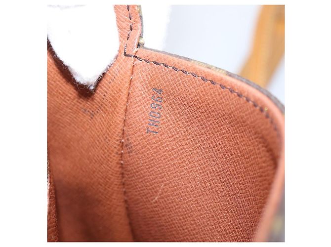 LOUIS VUITTON Monogram Saint Cloud MM Schultertasche M51243 LV Auth LN126 Monogramm - Ansicht 12