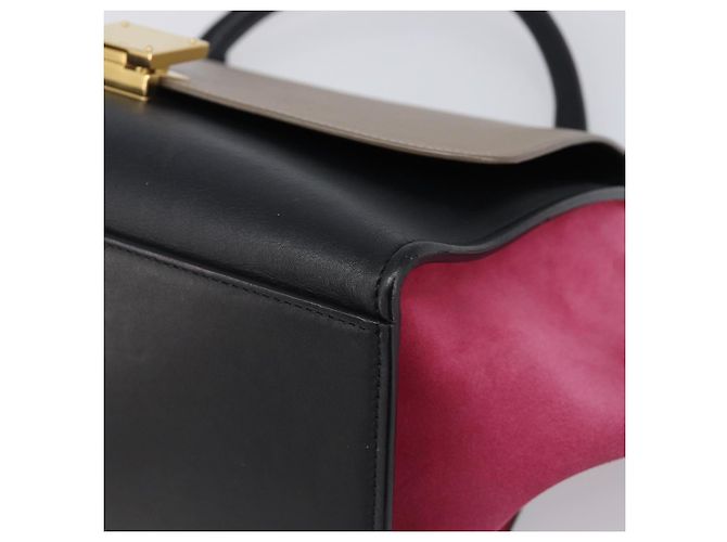 Céline Borsa a mano CELINE Trapeze in pelle 2way Beige Gold Auth 203653 D'oro - vista 14