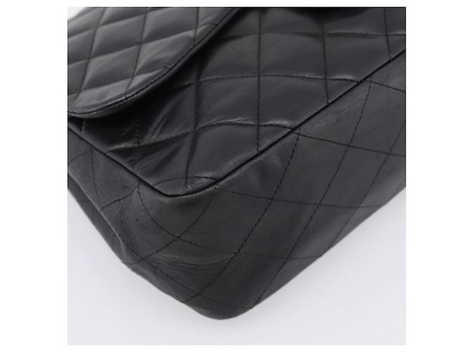 Borsa a tracolla CHANEL Matelasse 30 Chain in pelle d'agnello nera e argento CC Auth yk20928V Nero - vista 14