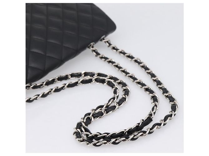 Borsa a tracolla CHANEL Matelasse 30 Chain in pelle d'agnello nera e argento CC Auth yk20928V Nero - vista 7
