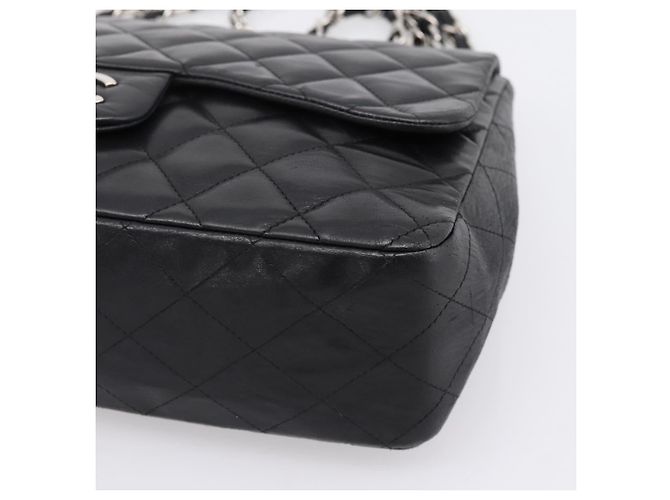 Borsa a tracolla CHANEL Matelasse 30 Chain in pelle d'agnello nera e argento CC Auth yk20928V Nero - vista 9