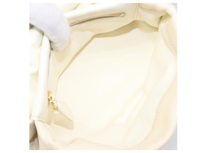 MARNI Prisma Shoulder Bag Leather White Gold Tone Auth 204613A - view 11