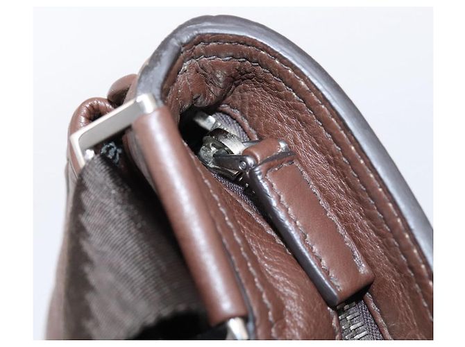 Borsa a tracolla PRADA in pelle Taurillon Marrone Argento Auth am12669V - vista 10