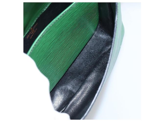 LOUIS VUITTON Bolso de hombro Epi Cartouchiere MM Verde M52244 LV Auth 205149V - vista 24