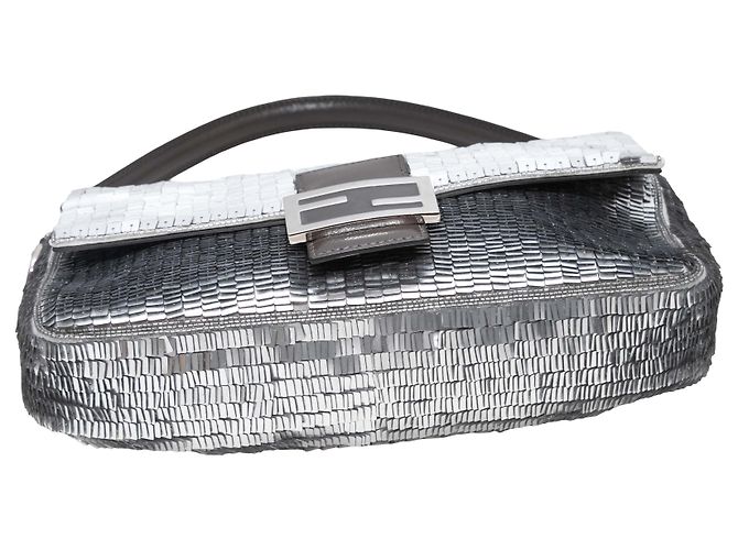 Fendi Baguette-Tasche mit Pailletten in Silber & Schwarz - Ansicht 4