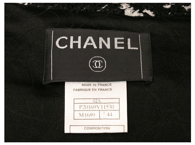 Vintage Black & White Chanel Fall/Winter 2002 Wool Tweed Jacket Size FR 44 - view 5