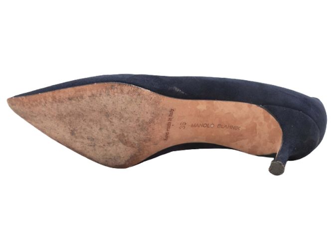 Décolleté a punta in camoscio Manolo Blahnik blu navy Taglia 36 - vista 5