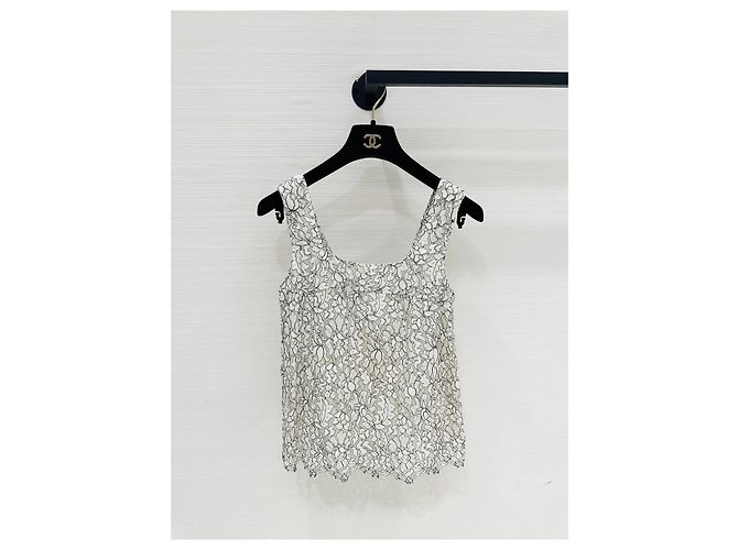 Top de encaje Chanel serie Seoul Multicolor - vista 2