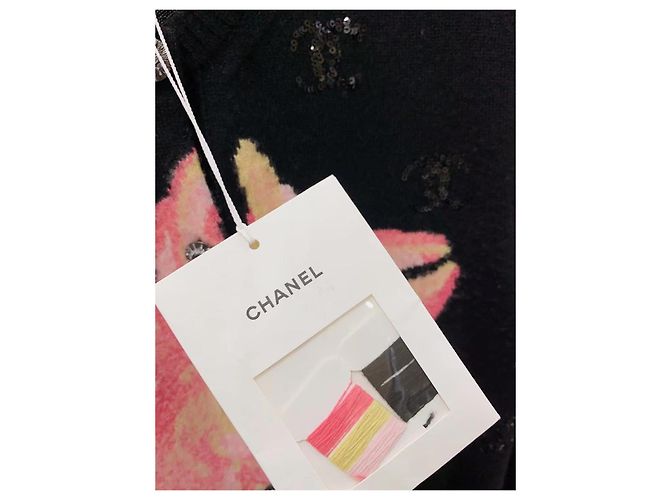 Chanel Strickjacke aus Kaschmir mit Pailletten Mehrfarben - Ansicht 6