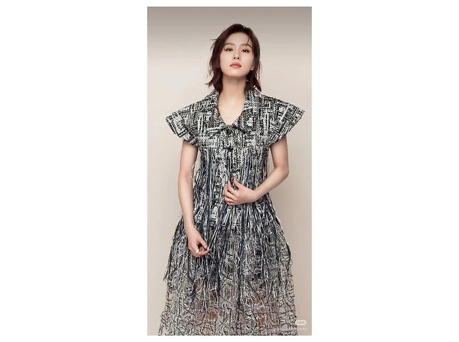 Top Chanel Waterfall in Tweed con Frange Multicolore - vista 9