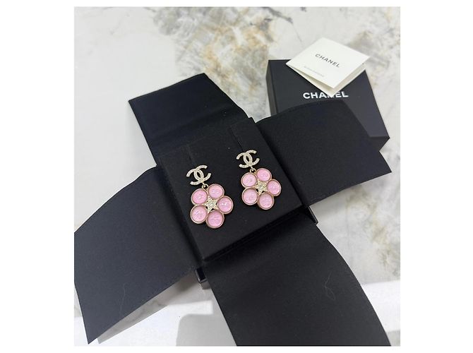 Orecchini Chanel di Perle Rosa Logo Double-C Multicolore - vista 2