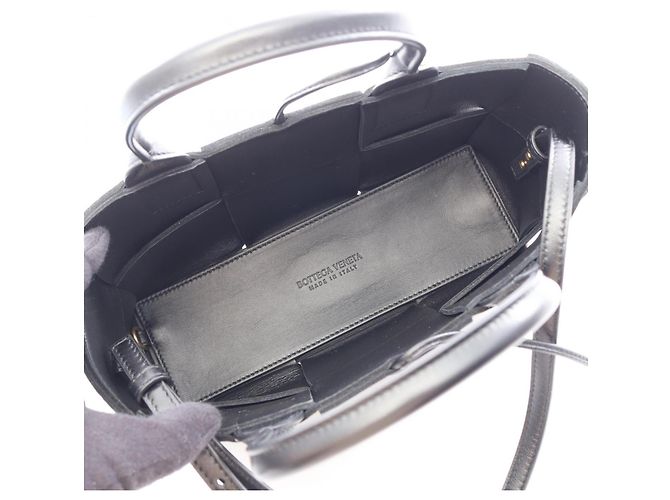Bottega Veneta Mini Arco 2-Way Tote Bag Schwarz - Ansicht 3
