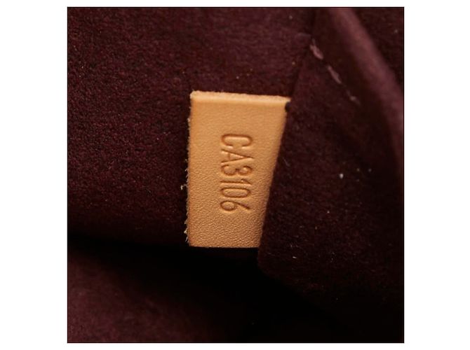 Sac à main Louis Vuitton Monogram Montaigne BB Marron - vue 11