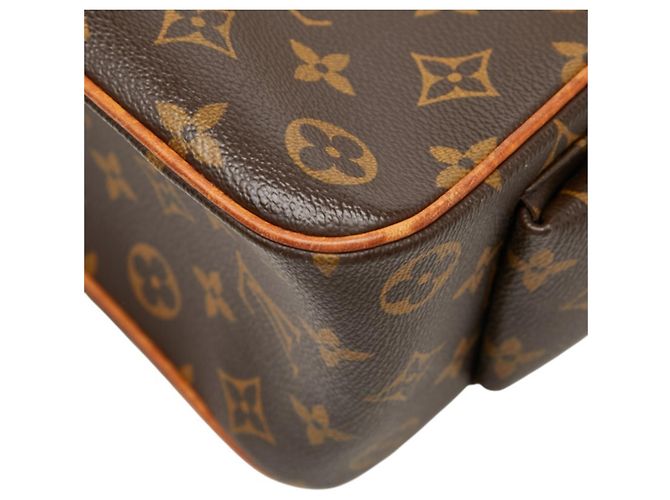 Saco de Ombro Louis Vuitton Monogram Multipli Cite Marrom - vista 4