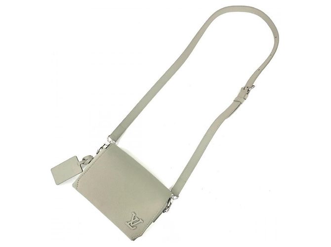 Borsa a tracolla e portafoglio indossabile Louis Vuitton LV Aerogram Fastline Marrone - vista 5