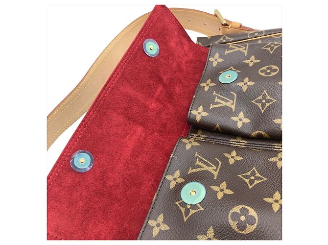 Borsa a tracolla Louis Vuitton Vivacite GM Marrone - vista 9