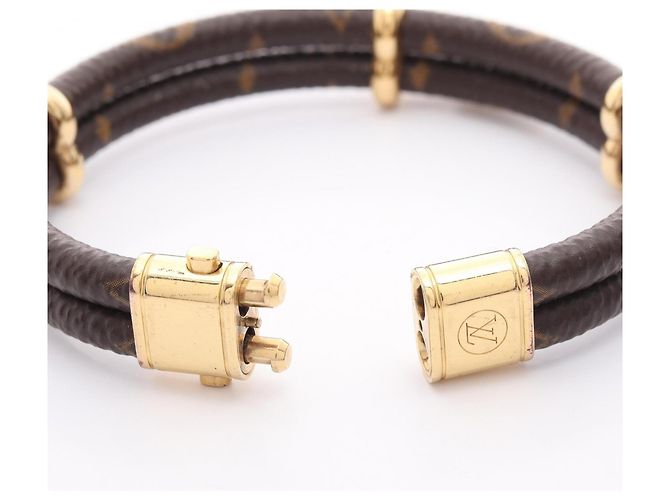Bracelete Louis Vuitton Keep It Twice Monogram Marrom Dourado - vista 3