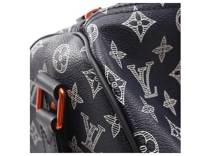 Borsa Boston Louis Vuitton Speedy Bandoulière 40 Bianco Rosso Blu navy - vista 9