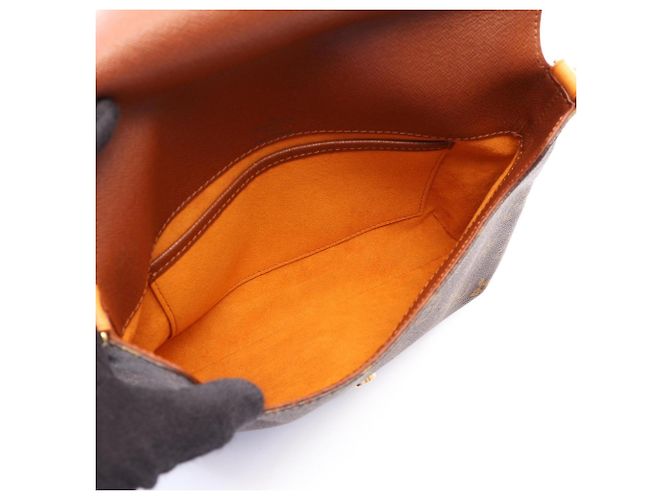Bolsa de Ombro Louis Vuitton Musette Tango Monogram Marrom Monograma - vista 3