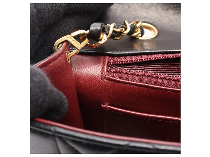 Borsa Chanel Matelassé Diana Flap Nero - vista 6