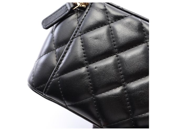 Bolso Vanity Chanel Matelassé Negro - vista 11