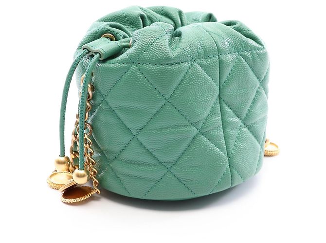 Timeless Borsa mini bucket Chanel Matelassé con coulisse in Green Verde - vista 2