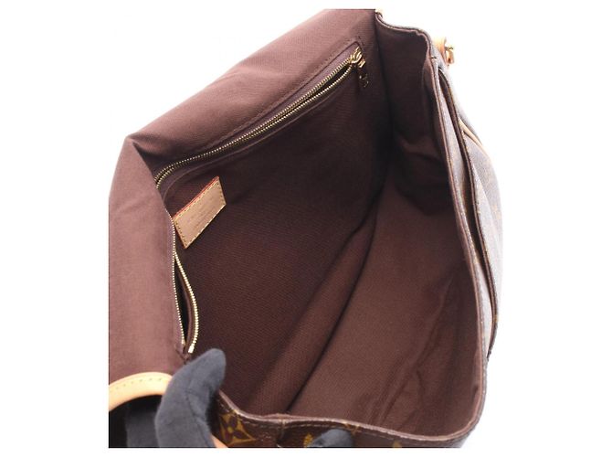 Borsa a tracolla Louis Vuitton Menilmontant MM Marrone Monogramma - vista 3