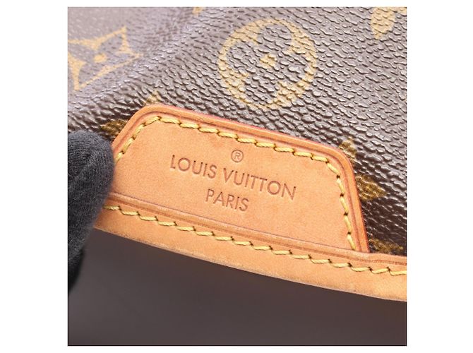 Borsa a tracolla Louis Vuitton Menilmontant MM Marrone Monogramma - vista 7