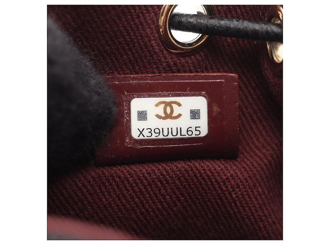 Borsa a tracolla Chanel Matelassé Black Nero - vista 5