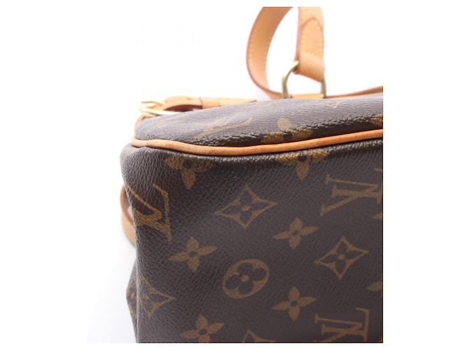 Bolso de hombro horizontal Louis Vuitton Batignolles Castaño Monograma - vista 11