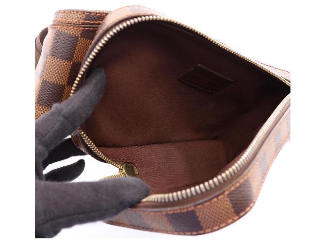 Bolsa Louis Vuitton Geronimos Damier Ebene Marrom - vista 3