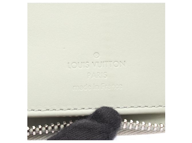 Portafoglio lungo Louis Vuitton Monogram Empreinte in Green Verde - vista 5