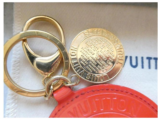 Louis Vuitton Portachiavi in pelle rossa Charm da borsa Rosso - vista 4
