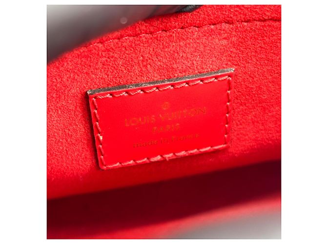 Louis Vuitton Locky Epi Leather BB Vermelho - vista 6