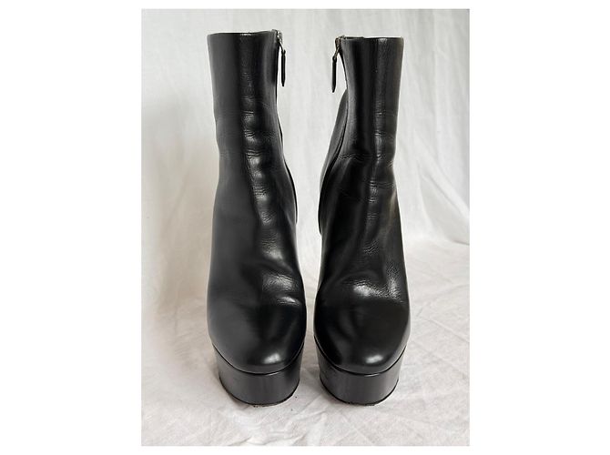 Prada Biker-Stiefeletten mit Plateau aus schwarzem Leder - Ansicht 4