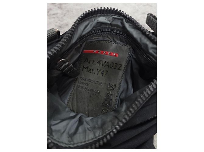 Sacoche Prada en nylon noir - vue 11