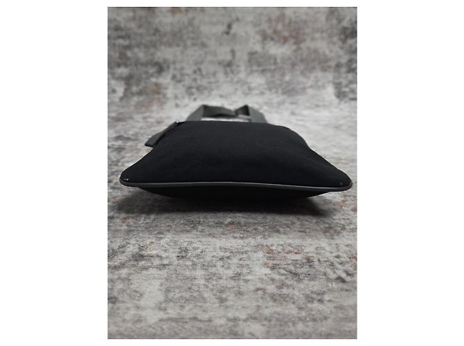 Sacoche Prada en nylon noir - vue 5