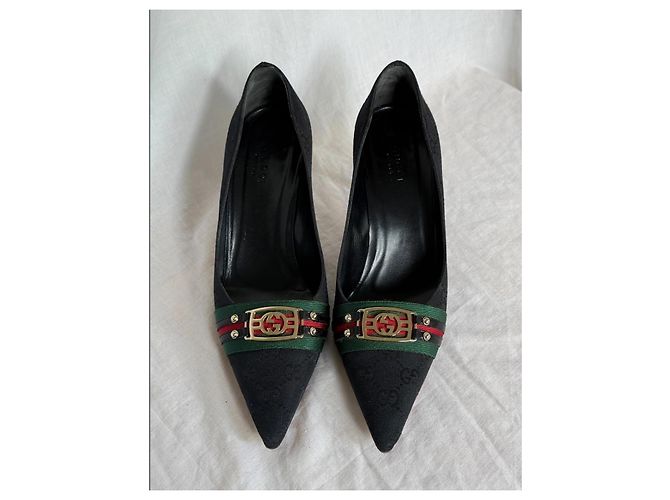 Gucci GG Monogramm-Canvas-Pumps mit Web-Detail Schwarz - Ansicht 4
