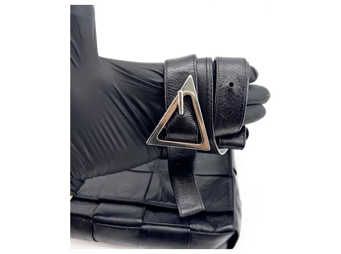 Bottega Veneta Brick Cassette Maxi Intrecciato Leather Small Nero - vista 7
