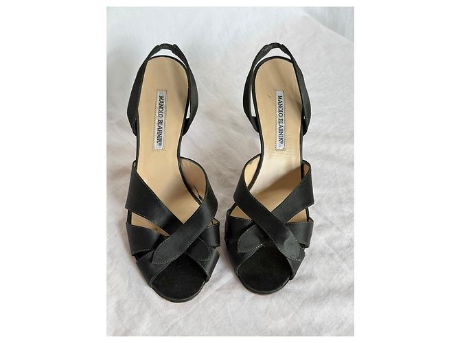 Décolleté Slingback in raso nero Manolo Blahnik - vista 3