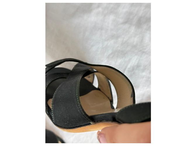 Décolleté Slingback in raso nero Manolo Blahnik - vista 5