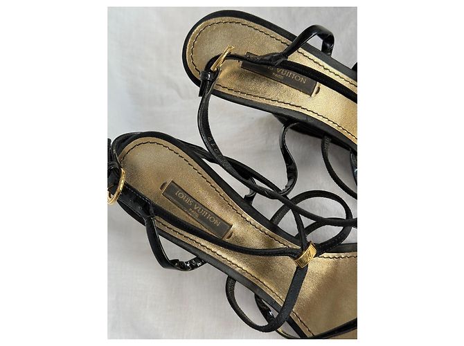 Sandali con zeppa Louis Vuitton in pelle verniciata nera Nero - vista 8