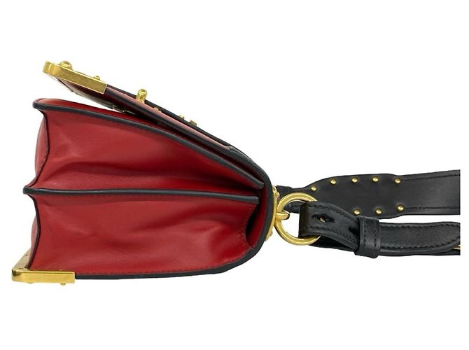 Prada Cahier Mini-Schultertasche aus Leder mit Logo-Hardware Schwarz Rot Golden - Ansicht 6