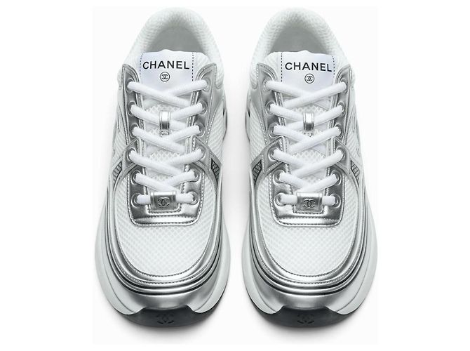 Baskets Chanel Argent et Blanc Argenté - vue 20